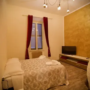 home-art-colosseo.it-romehotels.com/